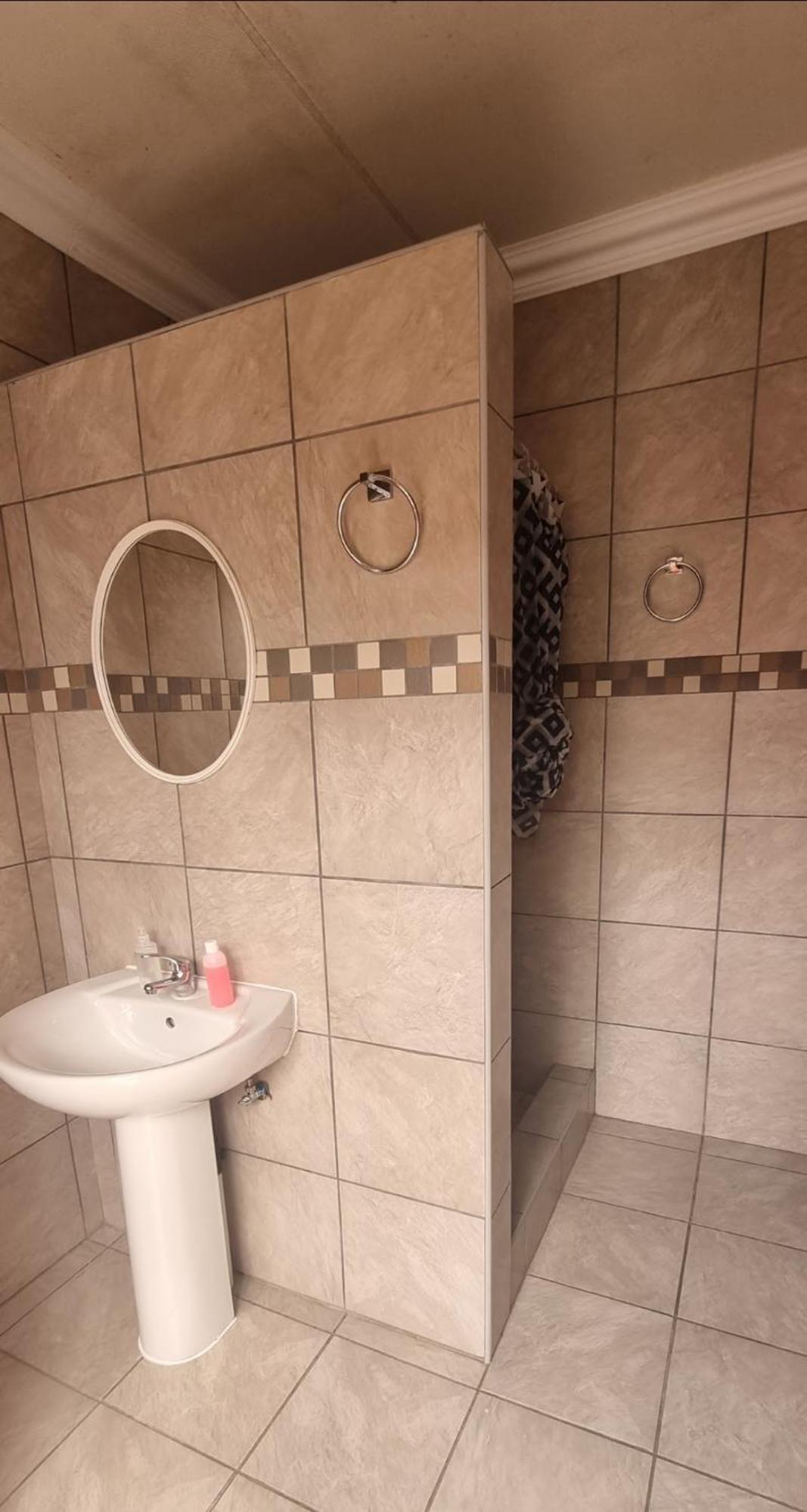 Stay At Home Airport Lodge ケンプトンパーク エクステリア 写真